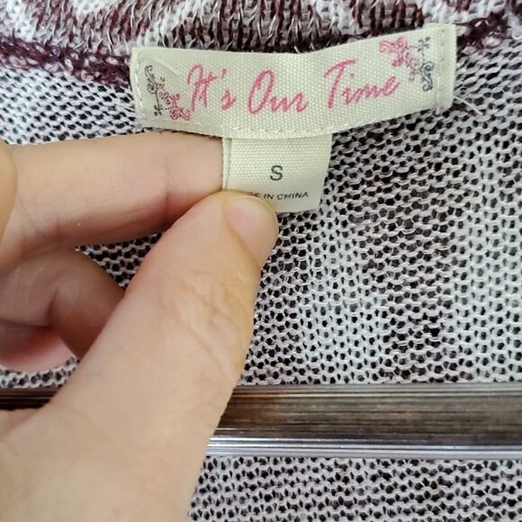 It's Our Time Cardigan Sweater S Maroon Cream Southwestern Print - Picture 2 of 4